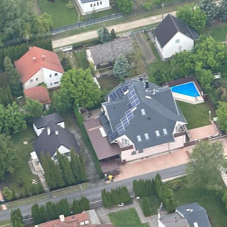 Topart Apartman I Балатонфеньвеш Экстерьер фото
